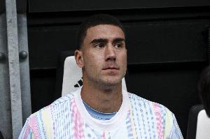 法尔克：热刺等英超球队有意弗拉霍维奇，拜仁的兴趣已经变淡