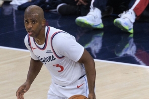 记者：快船深度好是建立在波格丹正常&保罗还能移动&比尔能打之上