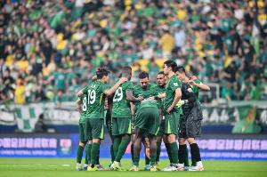 媒体人：北京国安在谈一个东欧外教，人在北京，还是以前的渠道