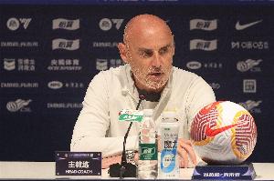 穆斯卡特：我无法为球队感到更多自豪，最终功劳还是归功于球员