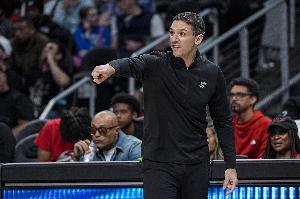 戴格诺特谈31-11攻击波：进攻整体打得不错 创造了优质投篮机会