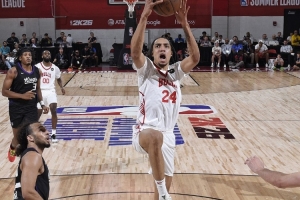 还未迎来NBA首秀！公牛官宣下放12号秀埃桑格到风城公牛队！