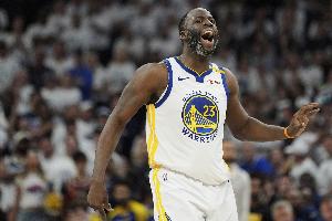 敲山震虎！勇士第一攻 追梦不犹豫撅屁股三分张手就进！