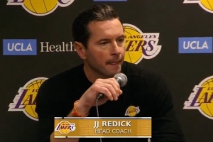 不敌背靠背第二战的残阵老鹰！雷迪克：今天我们没有什么斗志