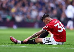 电讯报：舍什科受伤+即将迎来非洲杯，阿莫林准备在冬窗进行补强