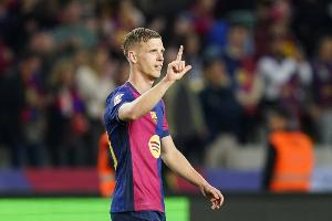 阿斯：奥尔莫首发表现出色，成为巴萨的意外收获