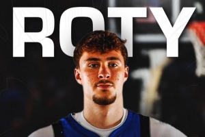 场均13.9+6.6+3！弗拉格有42%几率夺得最佳新秀 排名新秀第一