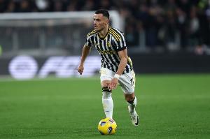 记者：33岁科斯蒂奇将全力争取与尤文续约，预计冬末春初展开谈判