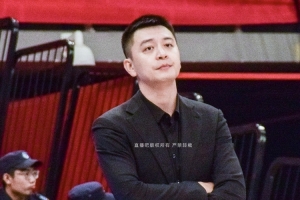 记者：下半场辽宁队如果没有赵继伟 失误控制会是头号难题