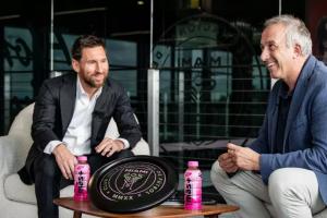 梅西专访：我本期待整个生涯都在巴萨度过 没料到阿尔巴退役