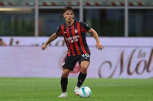 米兰周五和意乙球队踢热身赛，亚沙里首发，拉比奥特希门尼斯缺席