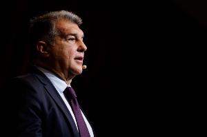 拉波尔塔：只要我还是主席，巴萨将始终由其会员所有