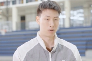 为什么能拿如此多offer？郇斯楠：可能是身体天赋 和对篮球的热爱